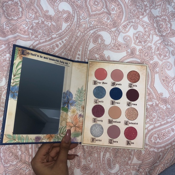 Fairytale Storybook cosmetics - little briar rose - Picture 5 of 5